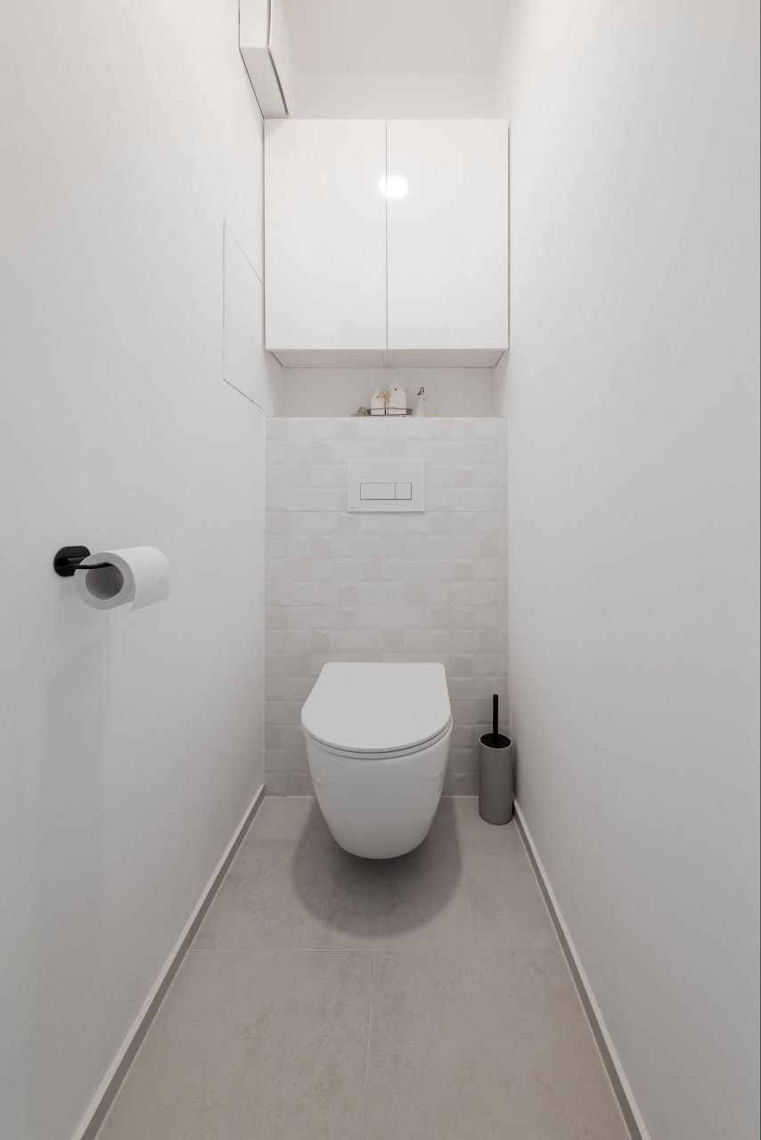 POPIS NEHNUTEĽNOSTI Exkluzívne vám ponúkame na prenájom modernú garsónku v novom industriálnom bytovom dome