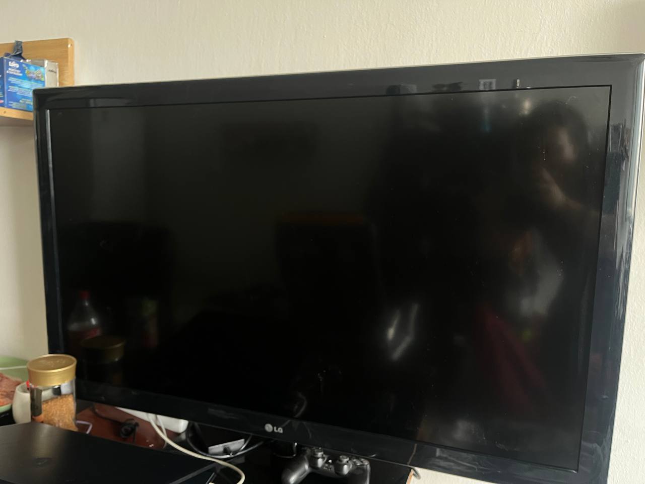 продам телевизор lg за 70 — Кошици, 70€