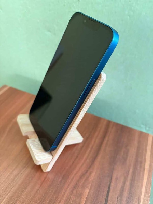 продається iphone 13, 256 — Прешов