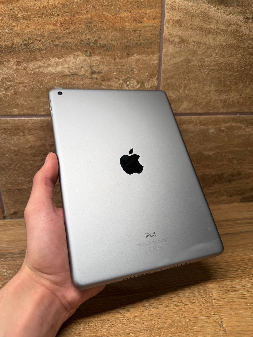 продам ipad 6-го поколінн — Прешов