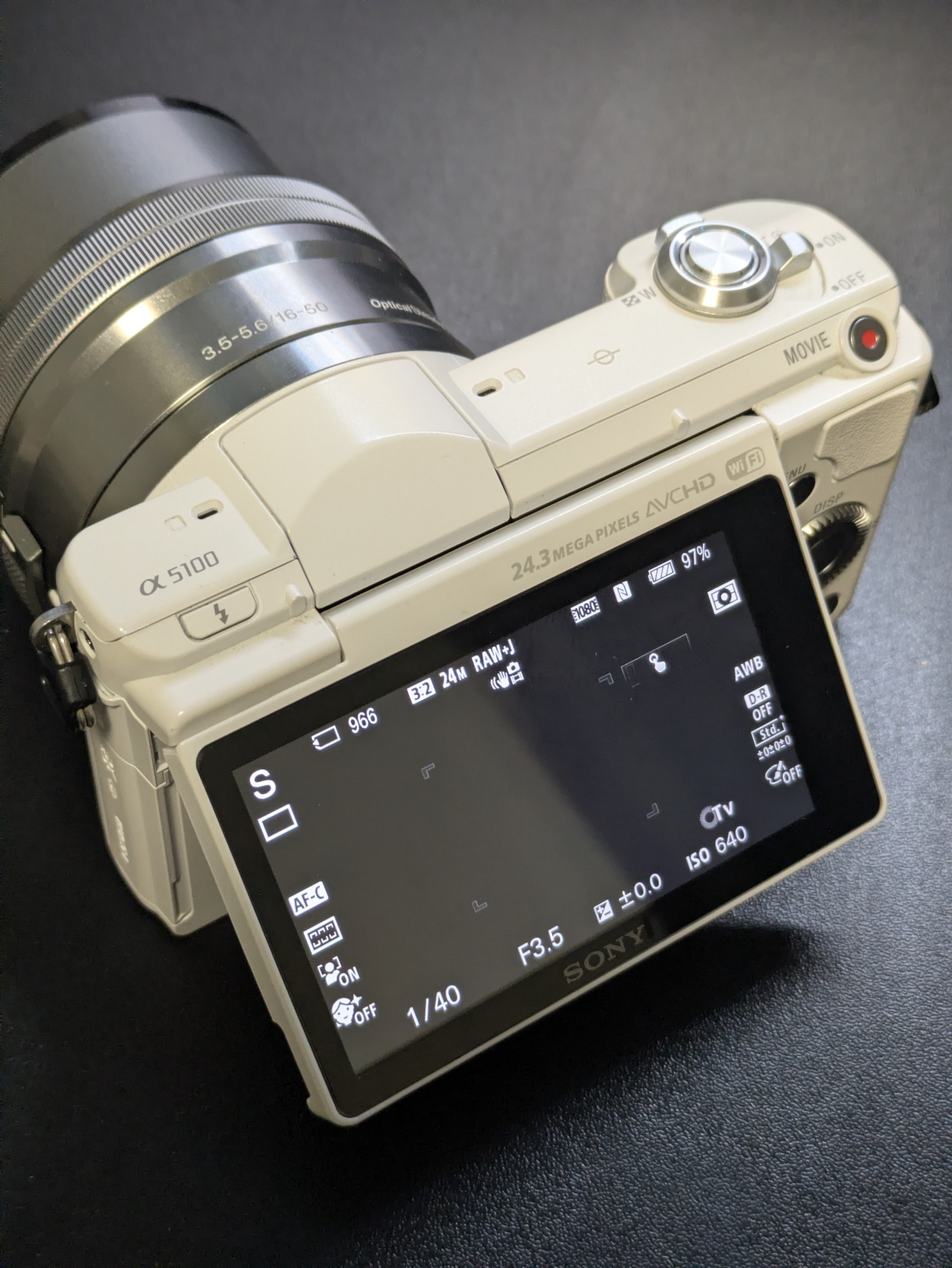 продаю sony a5100. отличн — Прешов, 250€