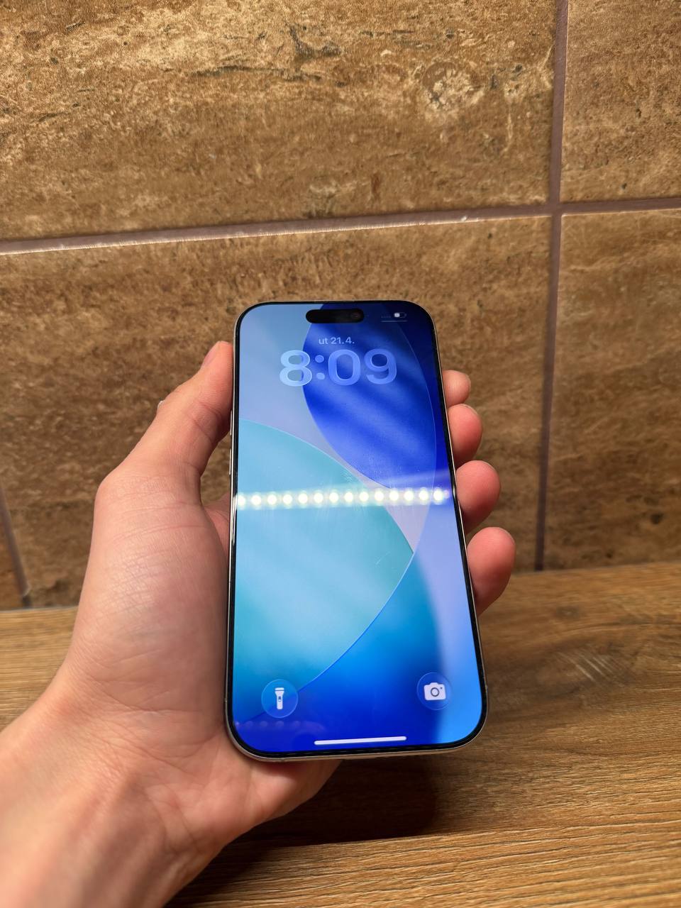 продам iphone 16 pro 128 — Прешов