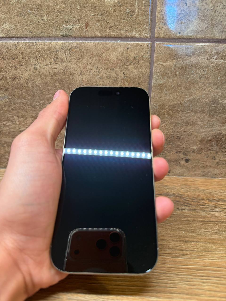продам iphone 16 pro 128 — Прешов, 729€