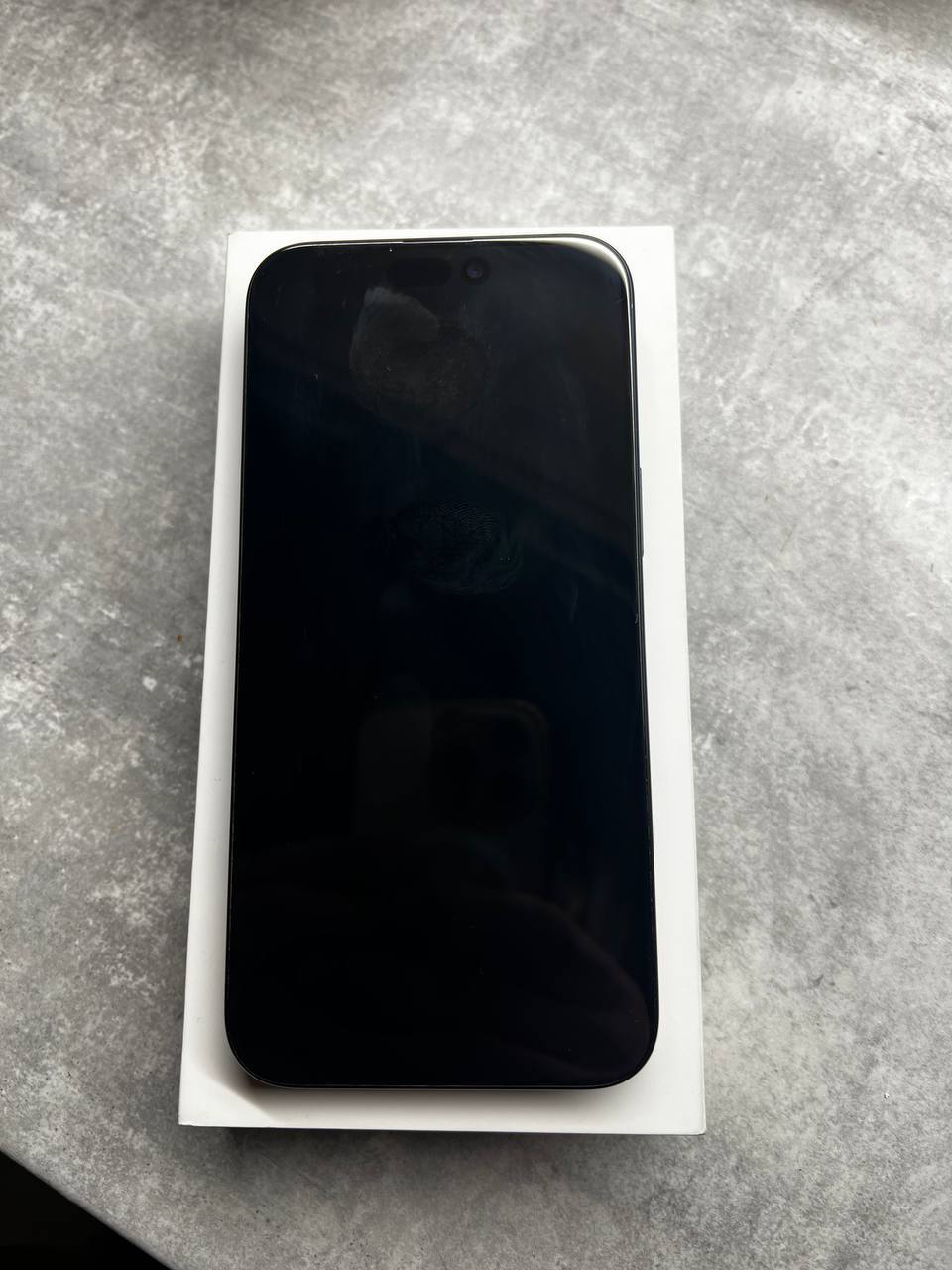 продаю iphone 15 pro max — Прешов, 669€