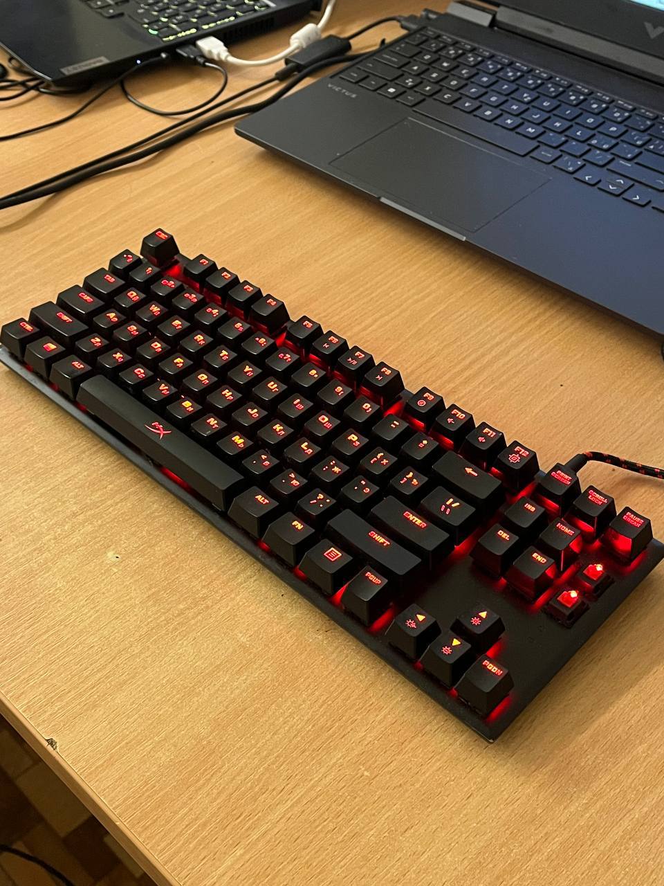продаю клавіатуру hyperx — Кошици, 35€