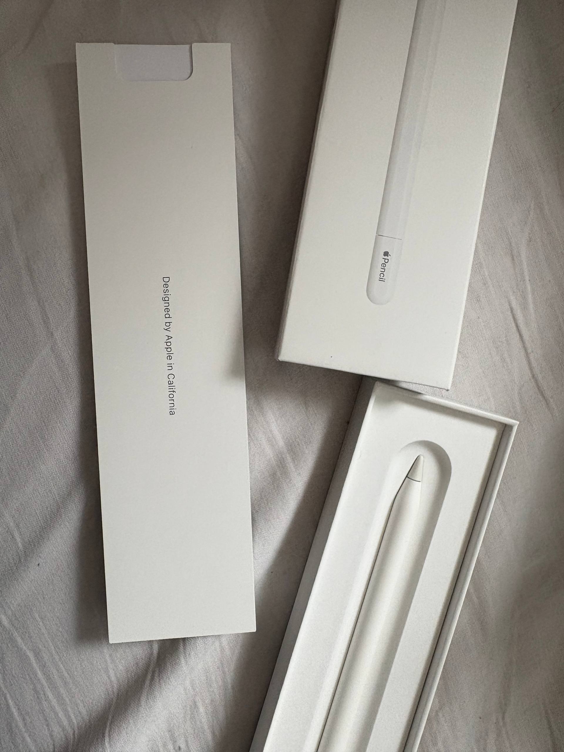 продам apple pencil usb-c — Прешов, 65€